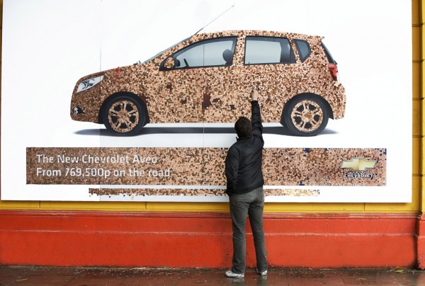 Chevrolet-Aveo-Penny-Billboard-4