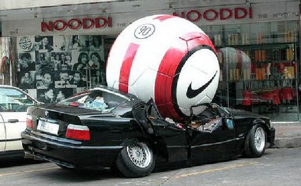 street guerilla marketing car ball 2