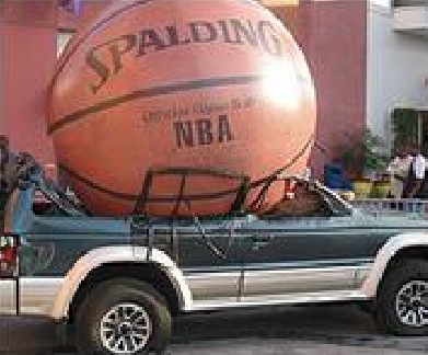 street guerilla marketing car ball 5