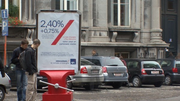 AXA etau outdoor JCDecaux innovate duval guillaume affichage alternatif 3