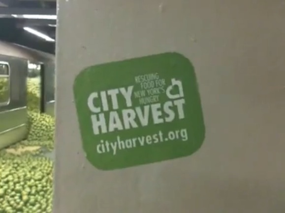 City harvest draftFCB The Mill pomme apple video virale metro NY new York alternatif marketing 2
