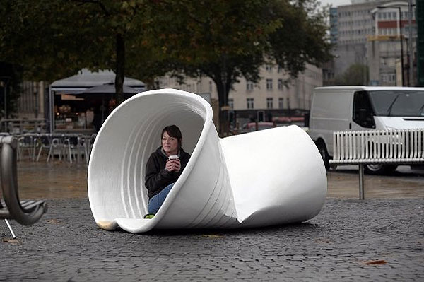 panasonic lumix 8x street ambient alternatif alternative marketing london londres object gigantesque 3