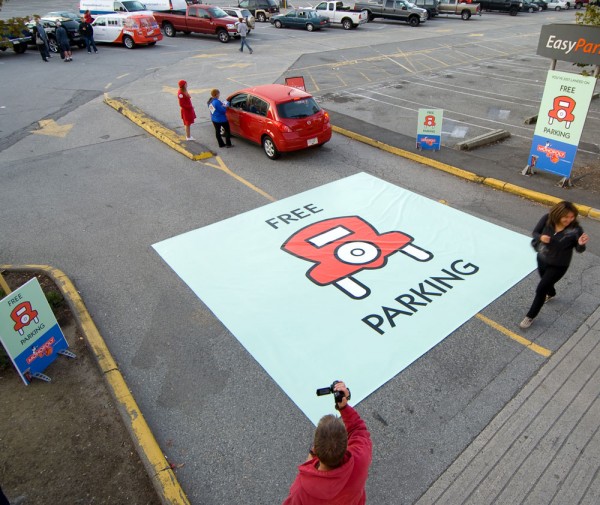 Monopoly Mc do donald street marketing alternatif guerilla ambient vancouver toronto cossette