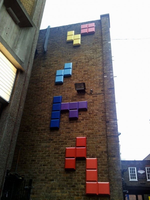 wreck it ralf les mondes de ralf this is mission brick lane street 8bitlane disney movie film pixel 6