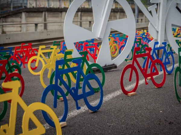 urbis designday 2013 ambient marketing art installation bike color resene matter auckland road 6